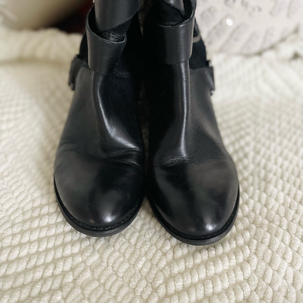Guess Black Strap Booties - Picture 5 of 6
